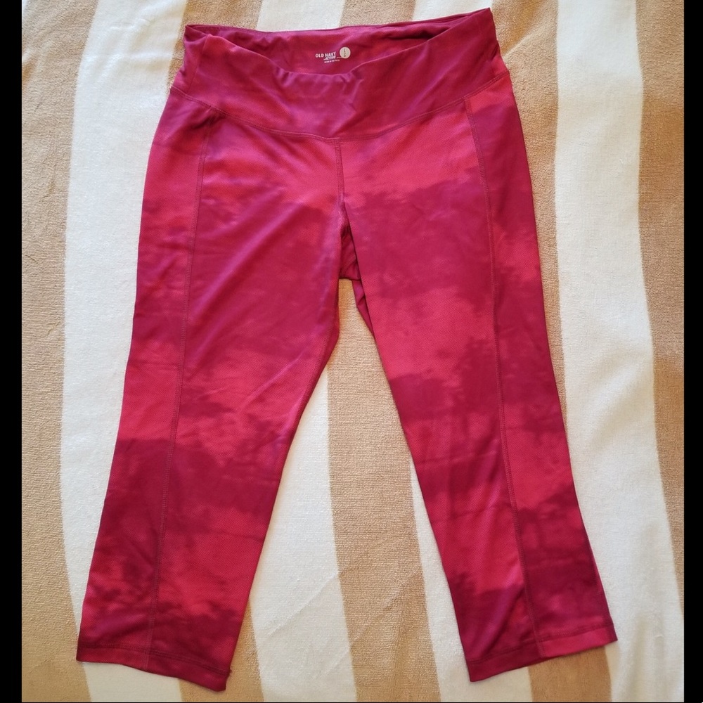 Old Navy Active crop workout pants